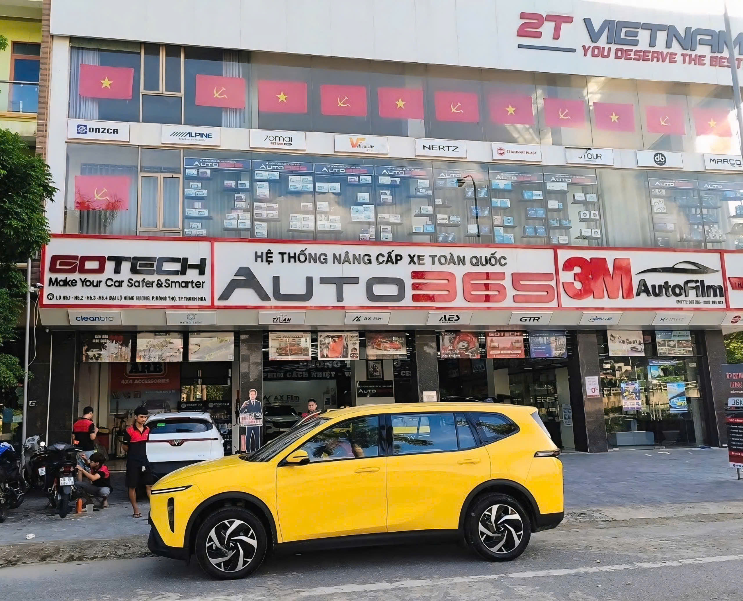 limo green 2t viet nam 1