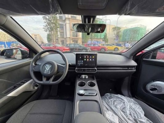 man hinh android cho vinfast limo green 2