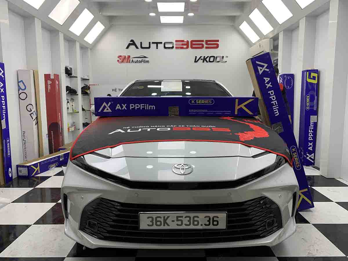 Dán PPF Cho Toyota Camry 2025 – Bảo Vệ Hoàn Hảo, Giữ Trọn Đẳng Cấp Sedan Sang Trọng Dán PPF Cho Toyota Camry 2025