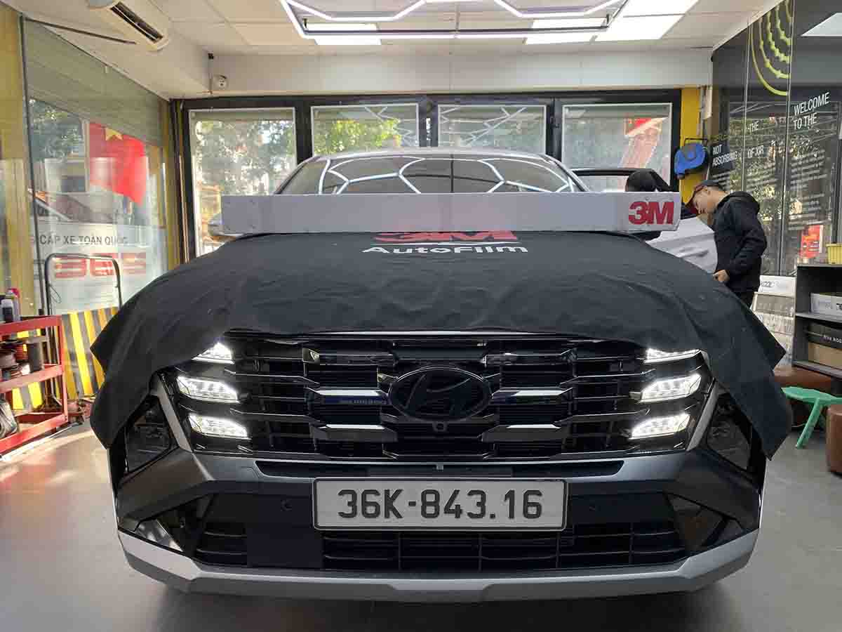 Dán Phim Cách Nhiệt Cho Tucson 2025