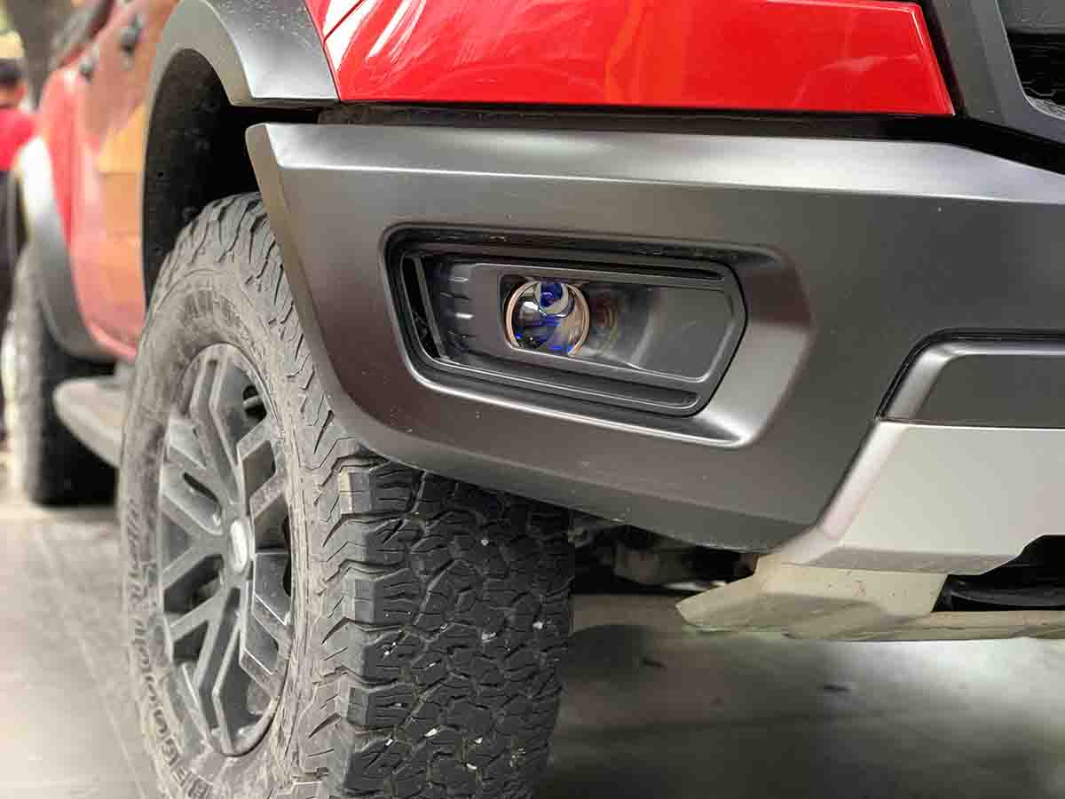 nang cap anh sang cho ford raptor 10