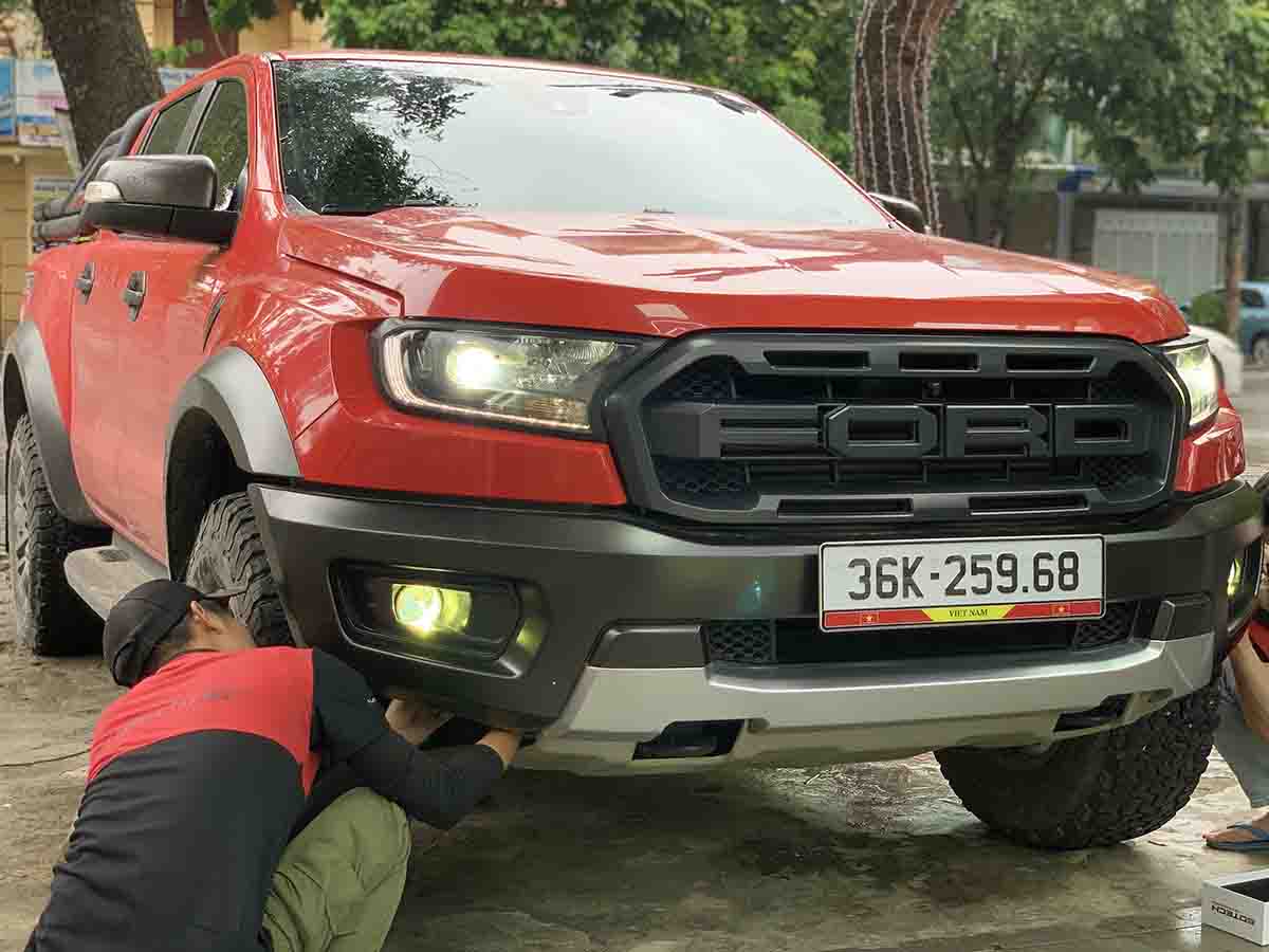 nang cap anh sang cho ford raptor 2