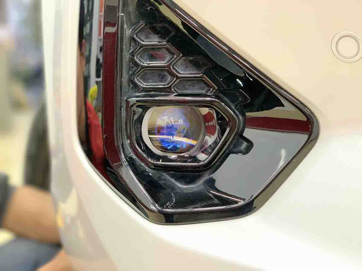 nang cap anh sang cho toyota hilux 2025 3