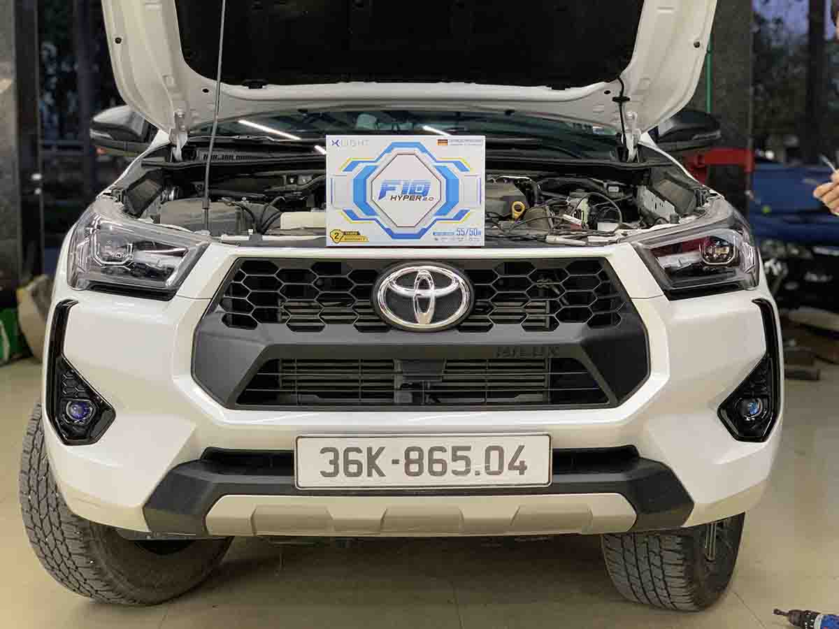 Nâng cấp ánh sáng cho Toyota Hilux 2025 với bi gầm X-Light F10 Hyper