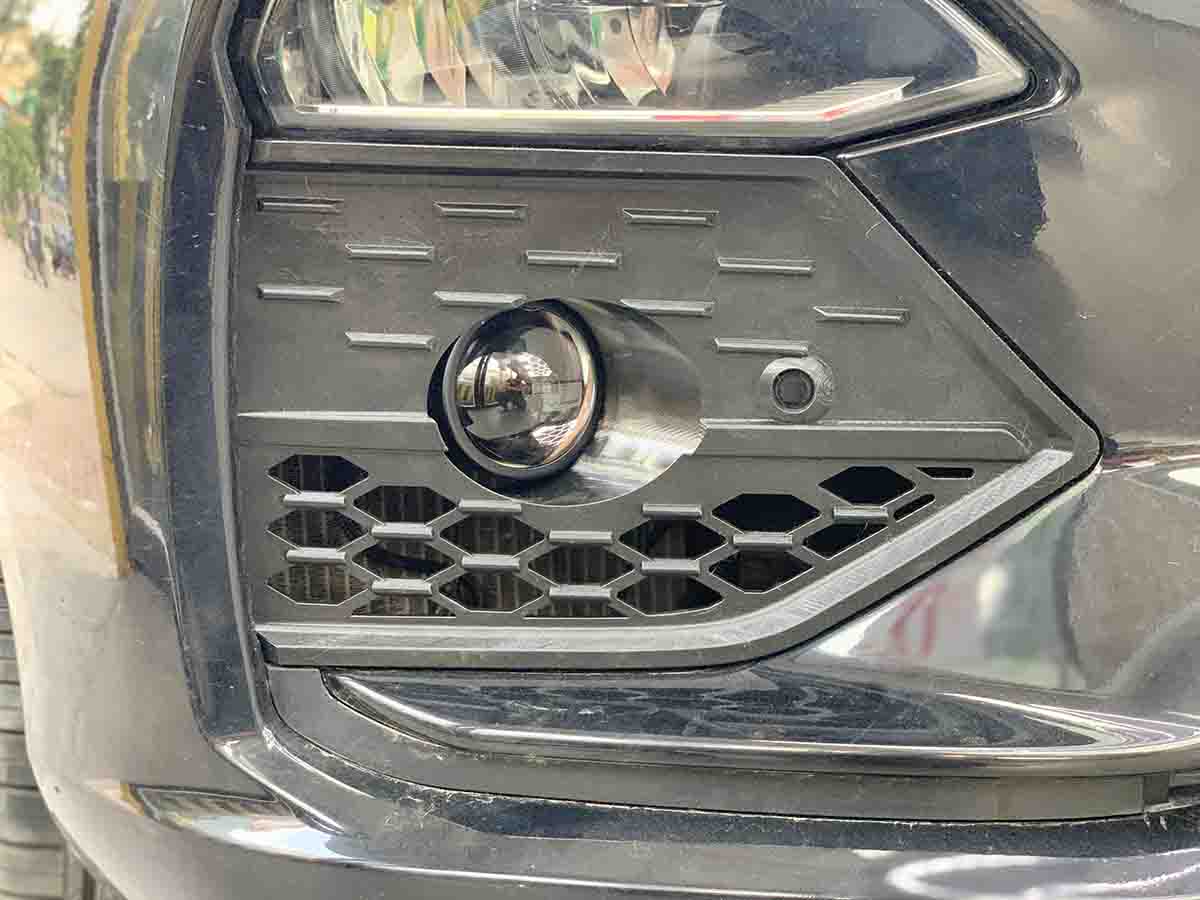 Nâng Cấp Ánh Sáng Cho VinFast Lux A Với Bi Gầm F10 New 2025 – Sáng Hơn, An Toàn Hơn nang cap anh sang cho vinfast lux a 2