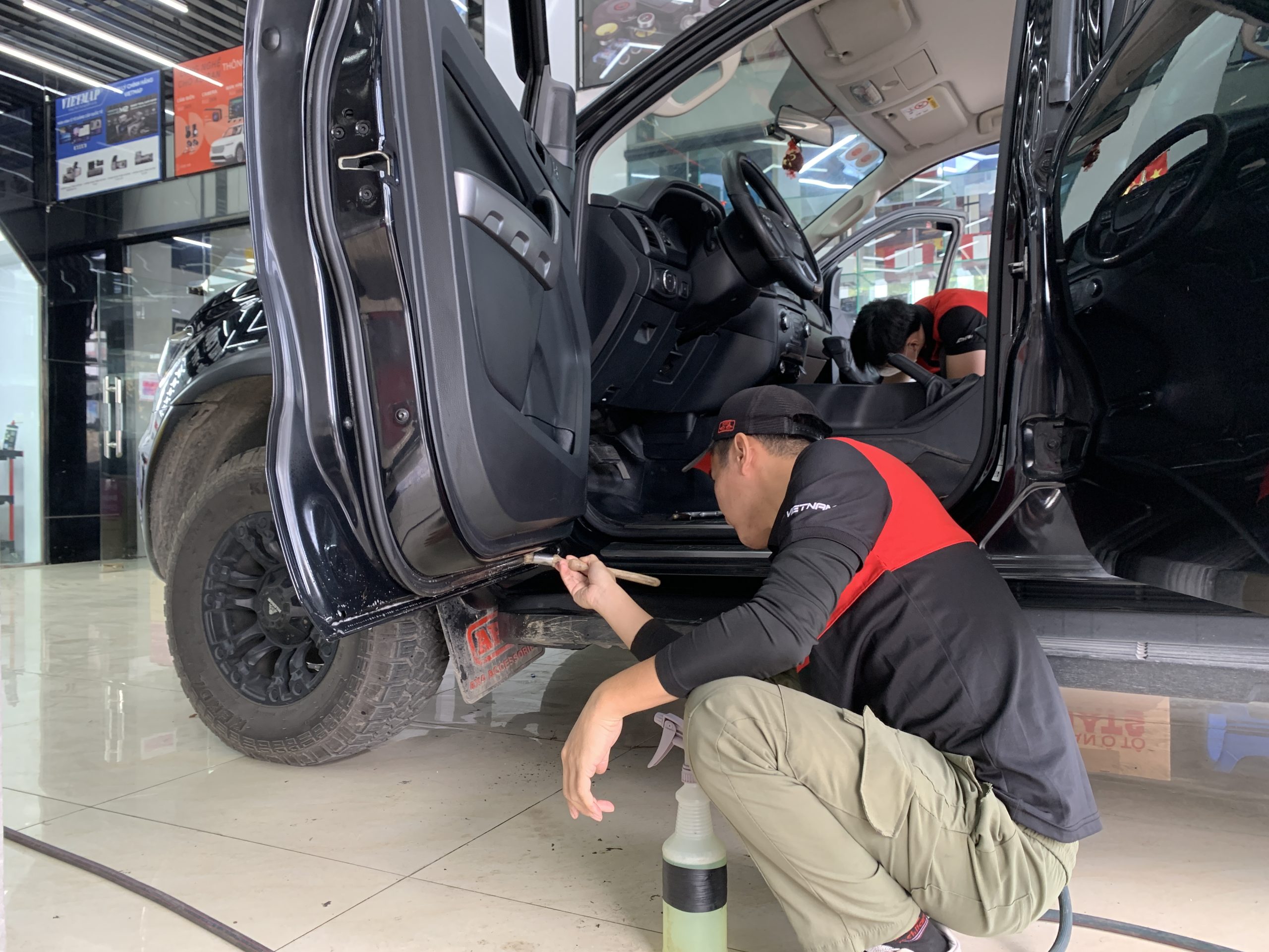 combo cham soc xe don tet sach bong thom lau uu dai cuc hap dan 1 scaled