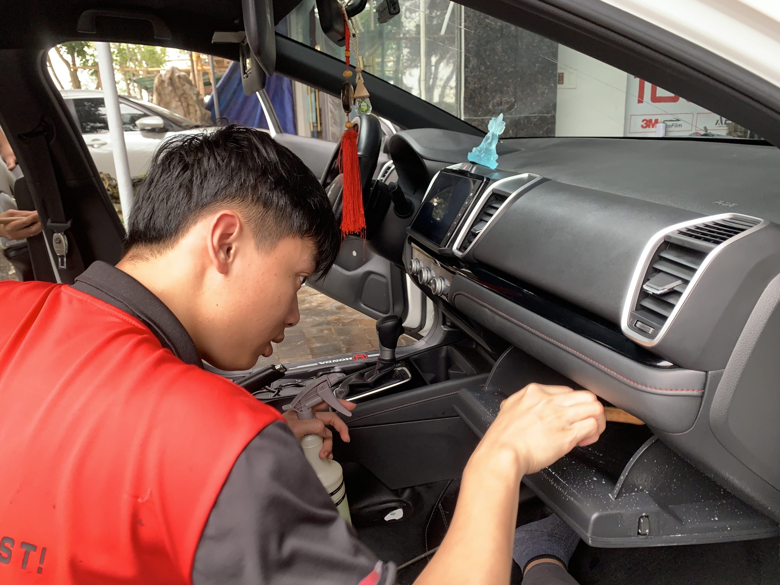 combo cham soc xe don tet sach bong thom lau uu dai cuc hap dan 7 scaled