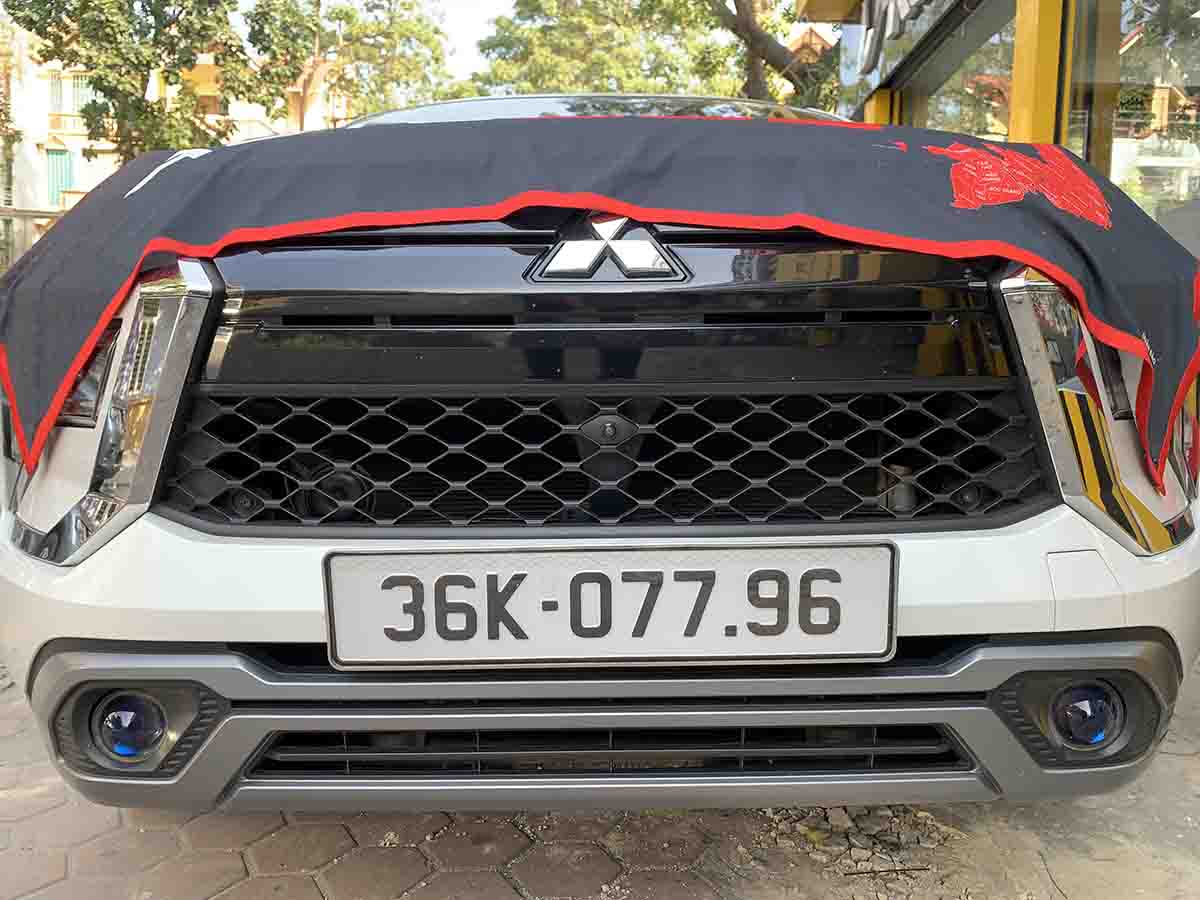 nang cap anh sang cho xpander 2025 voi den tro sang titan m30 ultra v2 6