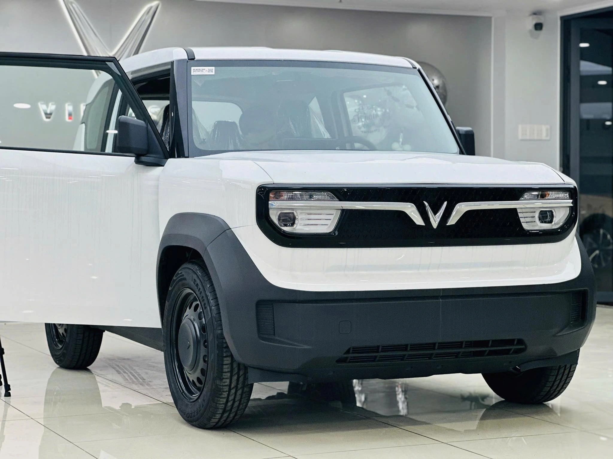 VinFast VF 3 Sắp Có Phiên Bản Plus – Nâng Cấp Trang Bị Thiết Yếu, Phục Vụ Khách Việt Tốt Hơn vinfast sap tring lang phien ban vf3 plus