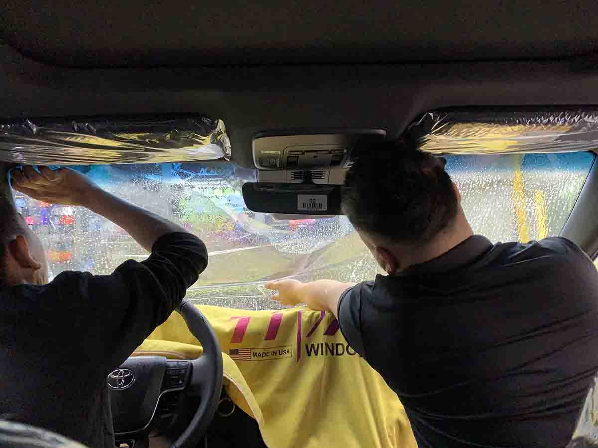 dan phim cach nhiet 3m cho camry 2025 4