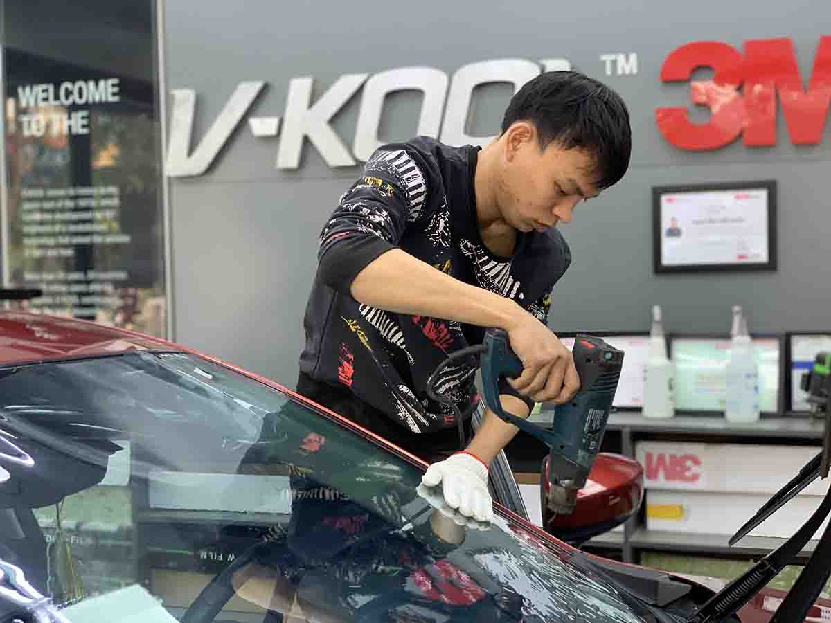 dan phim cach nhiet helioz cho mazda 3 2017 2