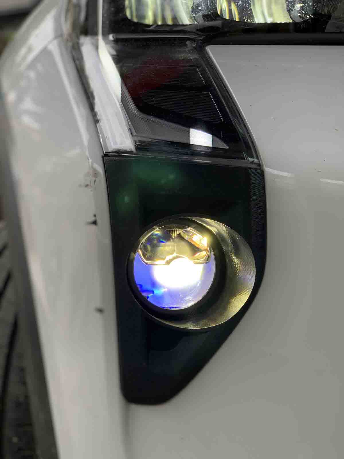 nang cap anh sang cho kia sonet 2024 voi bi gam f10 turbo v2 6