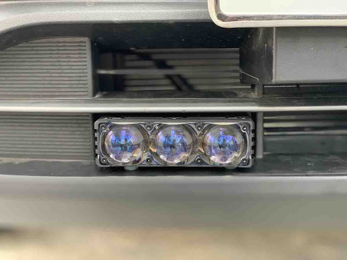 nang cap anh sang cho omoda voi den tro sang titan m30 ultra v2 5