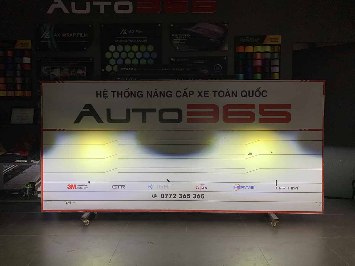 nang cap anh sang cho omoda c5 voi bi led x light v20 series 7