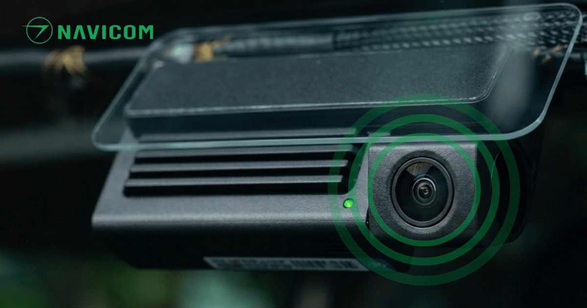 camera hanh trinh 4k ghi hinh 3 kenh navicom j247pro4k 3ch 5