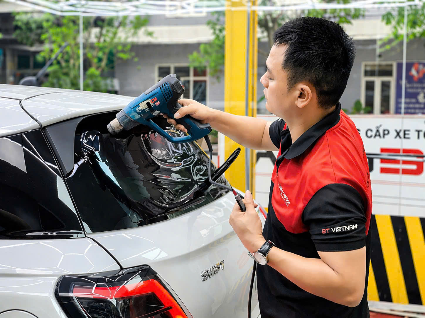 dan phim cach nhiet inmax cho suzuki swift hybrid 5