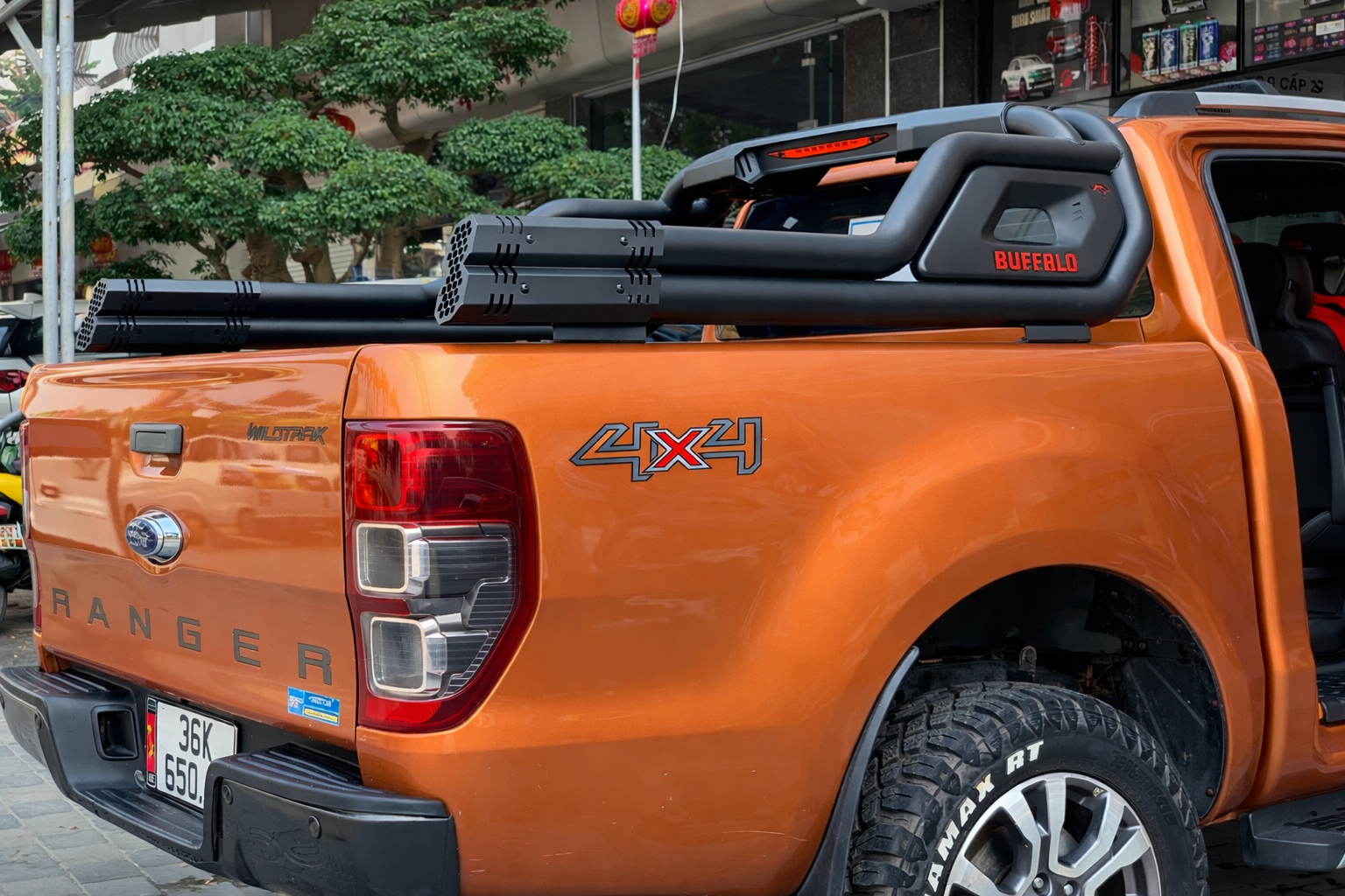 lap vai the thao cho ford ranger 5