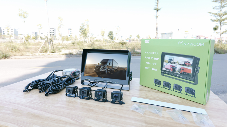 camera hanh trinh 4 kenh man hinh 10 inch navicom gt10 3