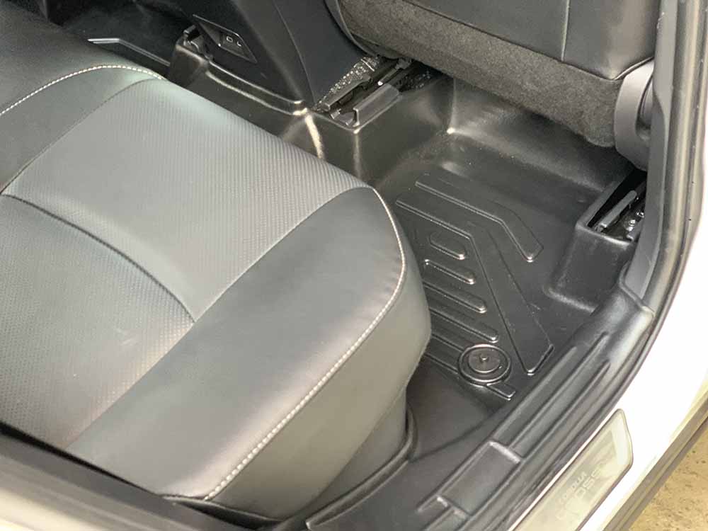 lap dat tham duc cho toyota cross 2