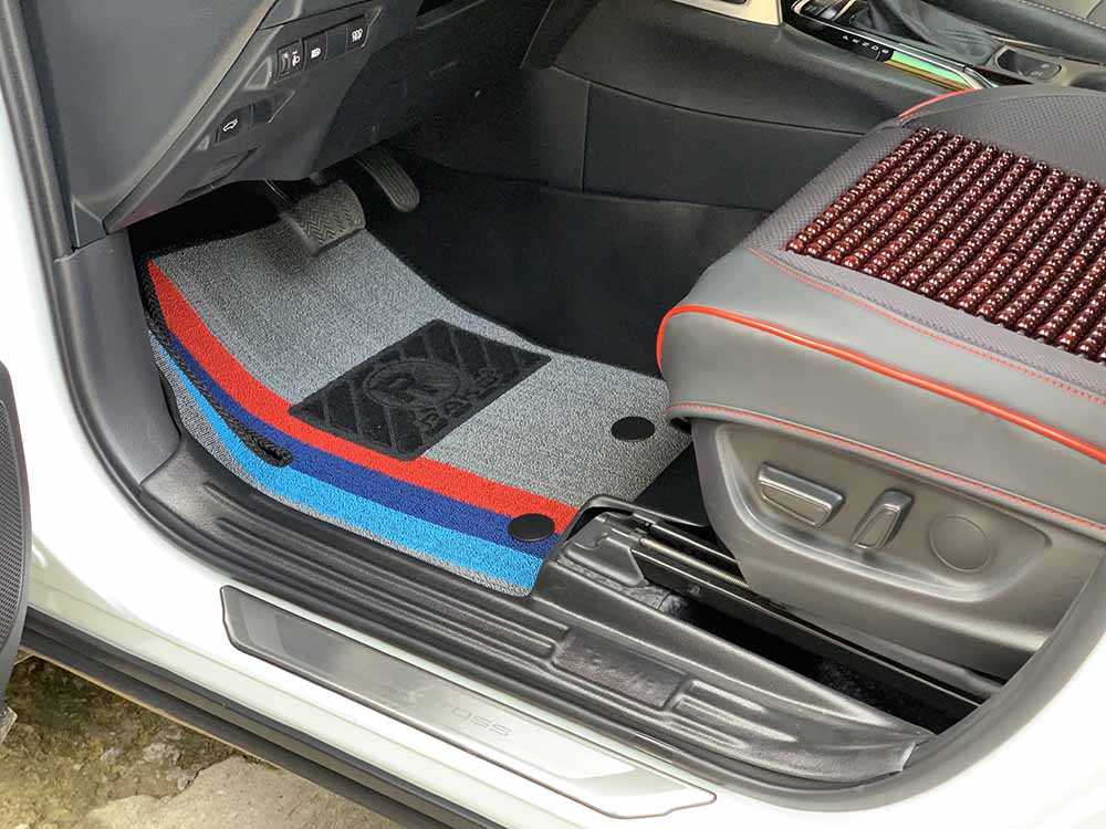 lap dat tham duc cho toyota cross 3