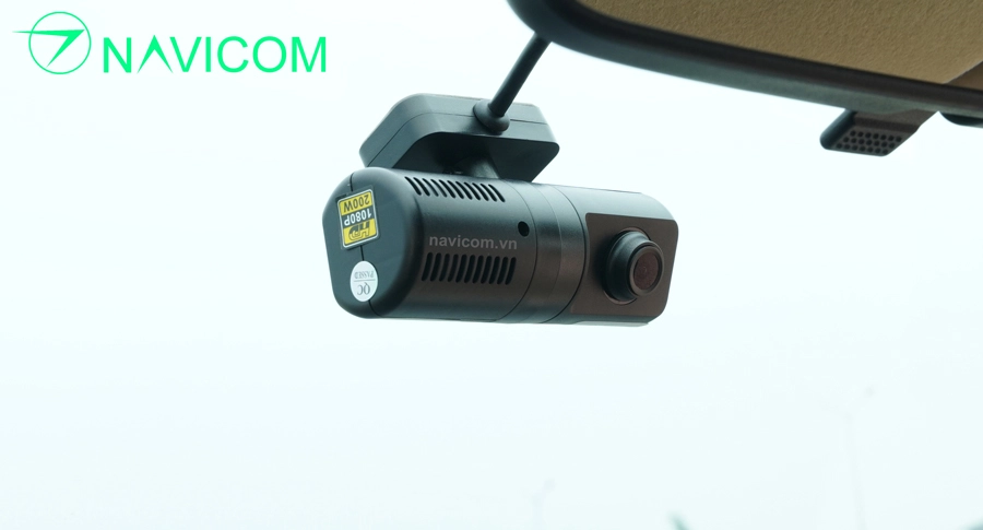 mat camera giam sat o to chuyen dung navicom d22 3