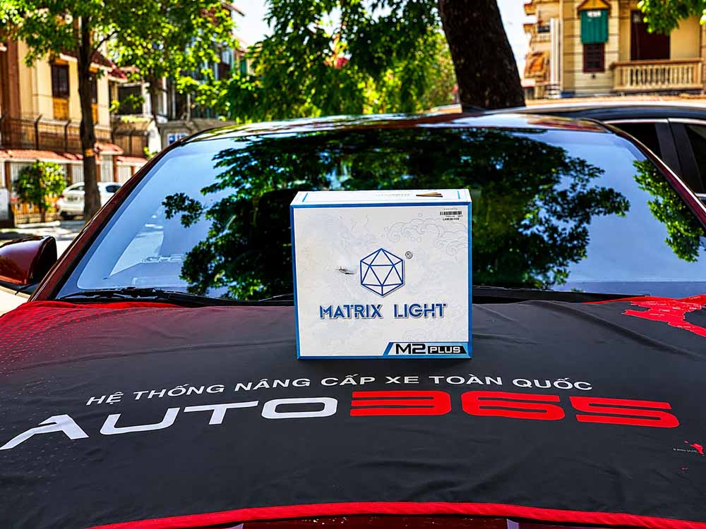 nang cap anh sang hyundai elantra 2018 voi bi led matrix light m2 plus 3