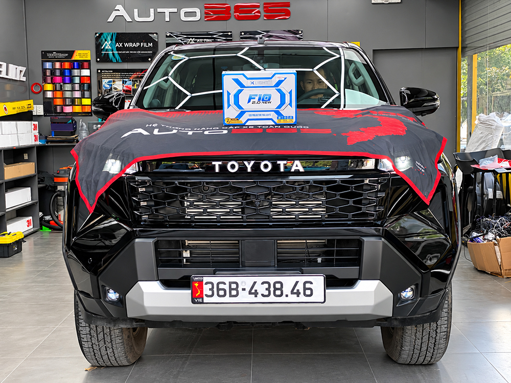 Nâng Cấp Ánh Sáng Toyota Hilux Với Bi Gầm F10 2.0