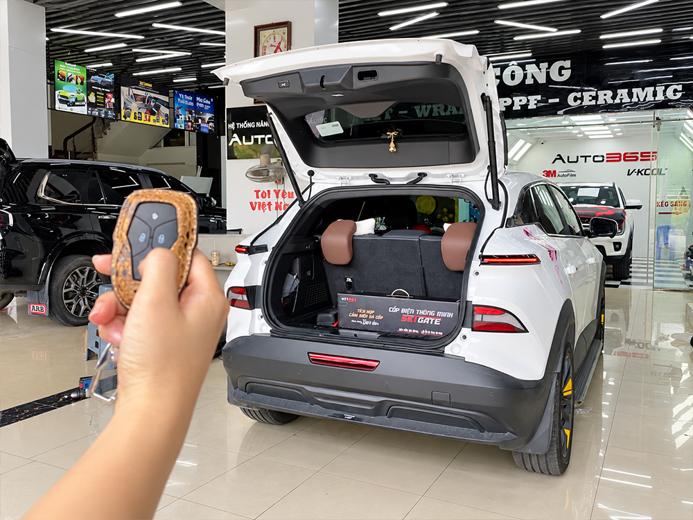 Đóng mở cốp tự động bằng chìa khóa nguyên bản